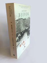 Carregar imagem no visualizador da galeria, A Queda de Berlim 1945